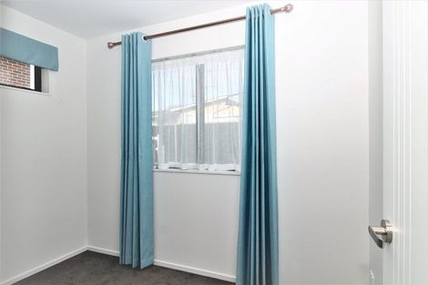 Photo of property in 37 Lynmore Drive, Hillpark, Auckland, 2102