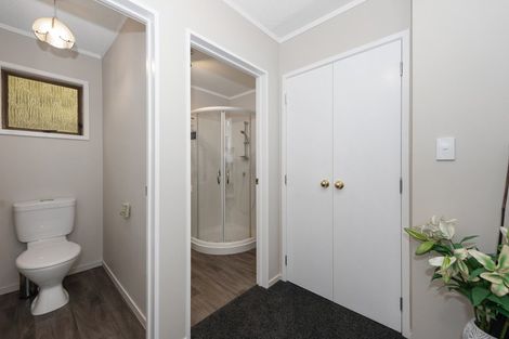 Photo of property in 17b Crescent Court, Melville, Hamilton, 3206