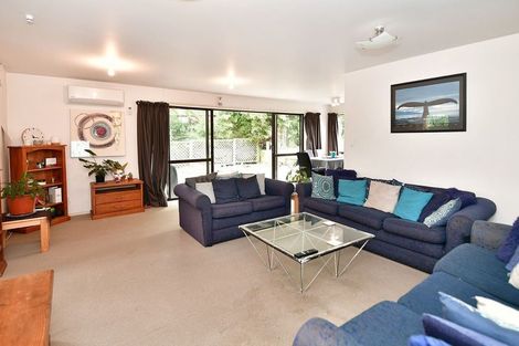 Photo of property in 4b Kathy Terrace, Stanmore Bay, Whangaparaoa, 0932