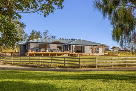 Photo of property in 781 Kahikatea Flat Road, Waitoki, Kaukapakapa, 0871