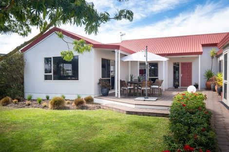 Photo of property in 20 Arataki Road, Havelock North, 4130