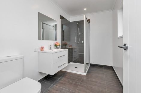 Photo of property in 46 Maturiki Drive, One Tree Point, 0118