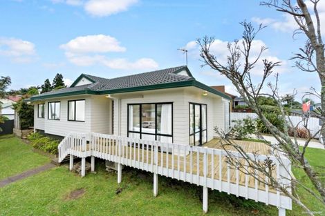 Photo of property in 1 Clarion Place, Glendene, Auckland, 0602