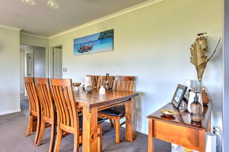 Photo of property in 99 Turner Street, Edendale, Wyndham, 9893