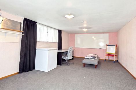 Photo of property in 68 Oakhampton Street, Hornby, Christchurch, 8042