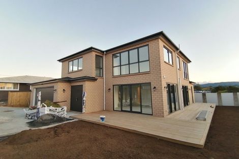 Photo of property in 117a Henderson Valley Road, Henderson, Auckland, 0612