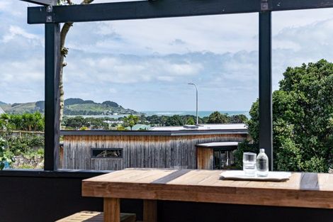 Photo of property in 10c Long Street, Raglan, 3225