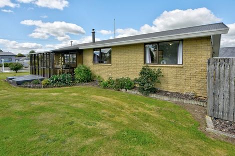 Photo of property in 2 Ruia Street, Gore, 9710