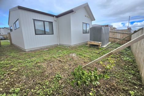 Photo of property in 15 Rongomai Street, Helensville, 0800