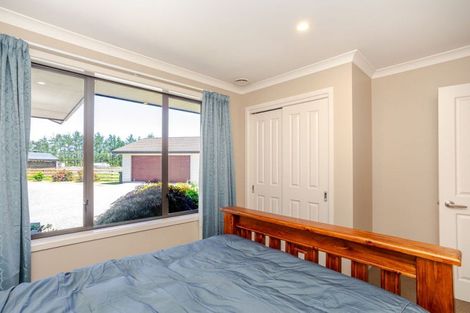 Photo of property in 152 Aerodrome Road, Dannevirke, 4972