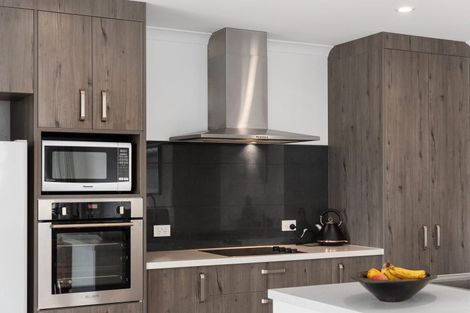 Photo of property in 79 Bert Wall Drive, Omokoroa, 3114