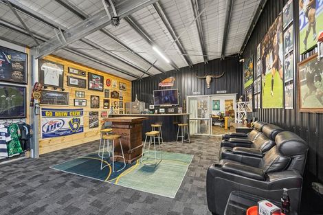 Photo of property in 583 State Highway 16, Kumeu, 0891