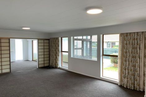 Photo of property in 13 Oriwa Street, Waikanae, 5036