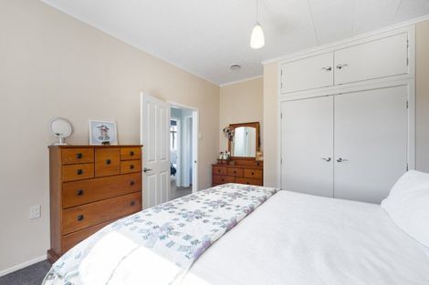 Photo of property in 8 Oriental Street, Welbourn, New Plymouth, 4312