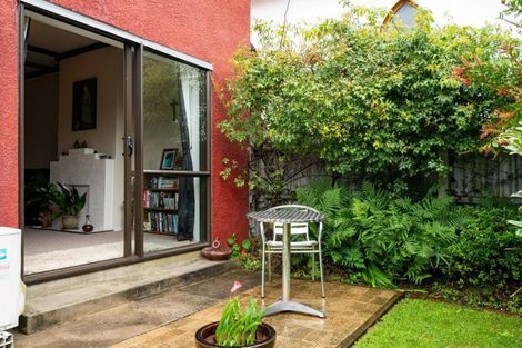 Photo of property in 74 Fingall Street, South Dunedin, Dunedin, 9012