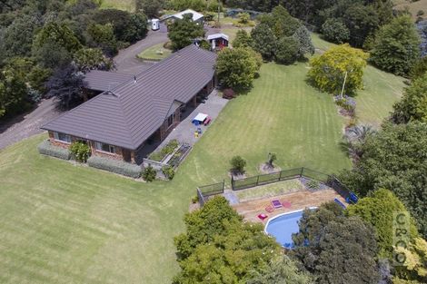 Photo of property in 216 Mcpike Road, Waimauku, 0883