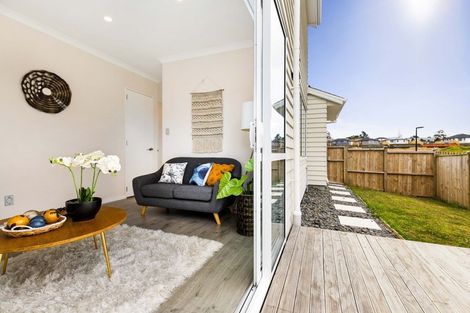 Photo of property in 30 Jane Maree Road, Kumeu, 0810