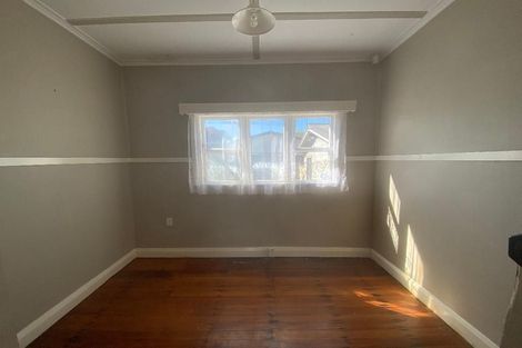 Photo of property in 93 Mclean Street, Waitara, 4320