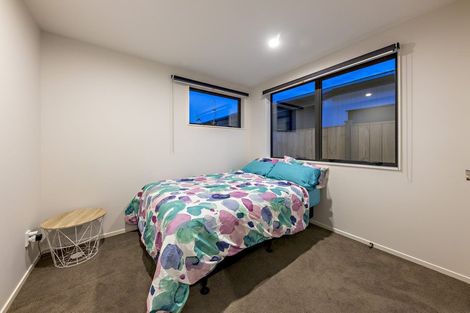 Photo of property in 22 Castlepoint Avenue, Takanini, 2110