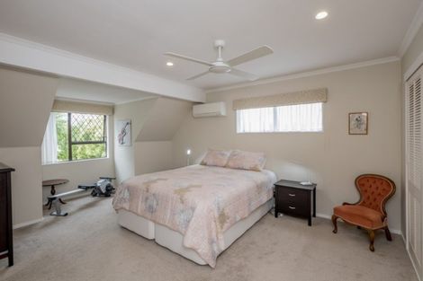 Photo of property in 42 Kent Street, Levin, 5510