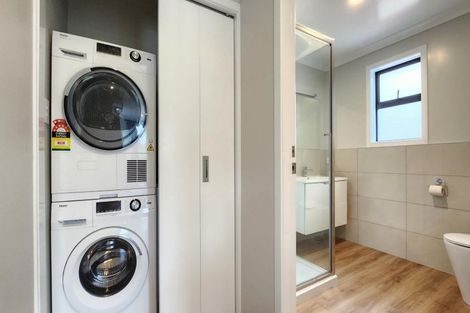 Photo of property in 27 Rarangi Way, Owhiro Bay, Wellington, 6023