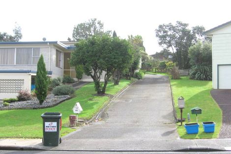 Photo of property in 14 Amorino Drive, Red Beach, 0932