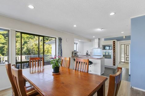 Photo of property in 35 Camellia Terrace, Maungaraki, Lower Hutt, 5010