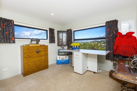 Photo of property in 98 Kirton Drive, Riverstone Terraces, Upper Hutt, 5018