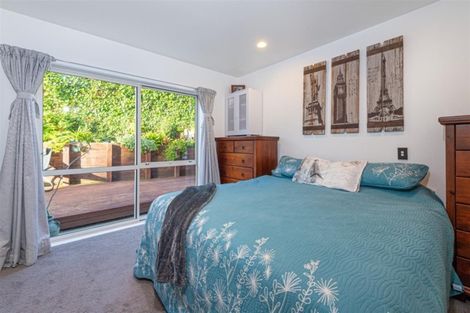 Photo of property in 2/29 Orchard Road, Browns Bay, Auckland, 0630