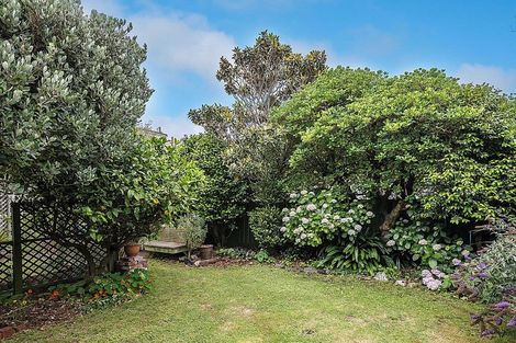 Photo of property in 13 Ross Street, Kilbirnie, Wellington, 6022