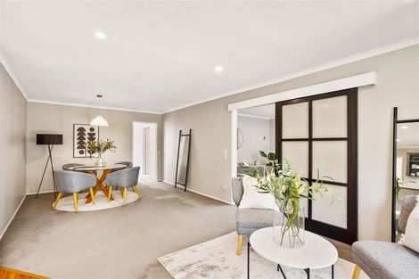 Photo of property in 63 Becroft Drive, Forrest Hill, Auckland, 0620