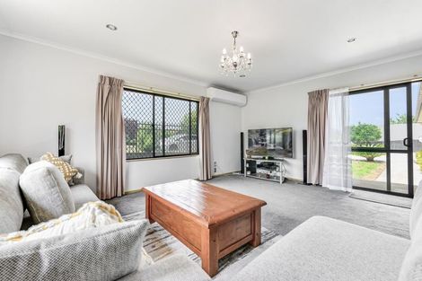 Photo of property in 47 Somerton Drive, Huntington, Hamilton, 3210