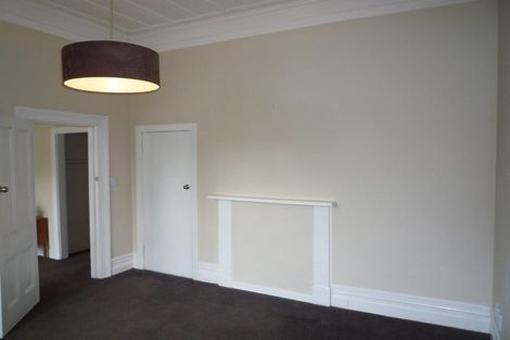 Photo of property in 58 Manor Place, Dunedin Central, Dunedin, 9016