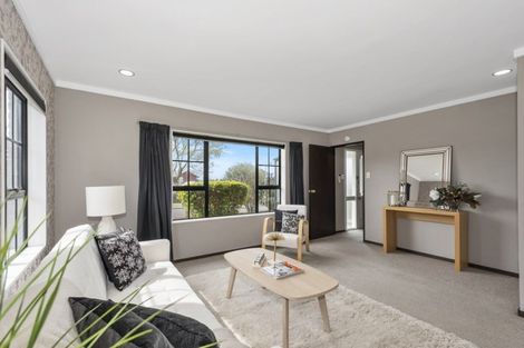 Photo of property in 6 Houhere Place, Pukete, Hamilton, 3200