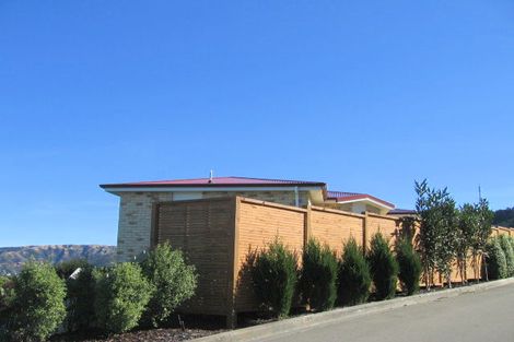 Photo of property in 9 Imran Terrace, Khandallah, Wellington, 6035