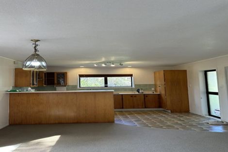 Photo of property in 102 Marina View Drive, West Harbour, Auckland, 0618