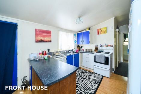 Photo of property in 19 Lombard Street, Palmerston North, 4410