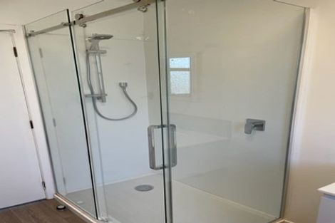 Photo of property in 2/20 Amaru Road, One Tree Hill, Auckland, 1061