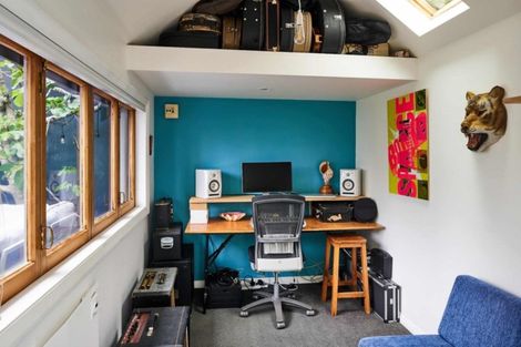 Photo of property in 59 Marine Parade, Eastbourne, Lower Hutt, 5013