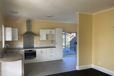 Photo of property in 10 Hargood Street, Woolston, Christchurch, 8062