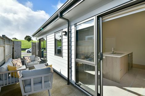 Photo of property in 11 Barcliff Terrace, Gulf Harbour, Whangaparaoa, 0930