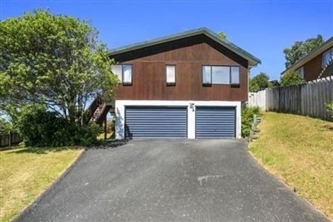 Photo of property in 10 Camilla Grove, Totara Vale, Auckland, 0629