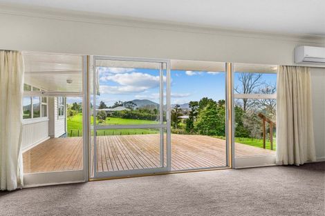 Photo of property in 20 Lupis Way, Kaiwaka, 0573