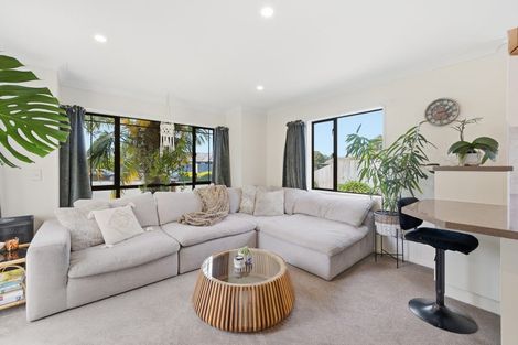 Photo of property in 16 Dawson Douglas Place, Kaiapoi, 7630