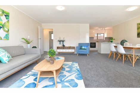 Photo of property in 52a Albatross Road, Red Beach, 0932