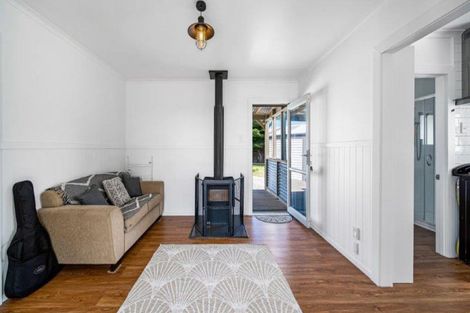 Photo of property in 19 South Crescent, Amberley, 7481