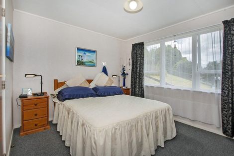 Photo of property in 32 Memorial Drive, Parahaki, Whangarei, 0112