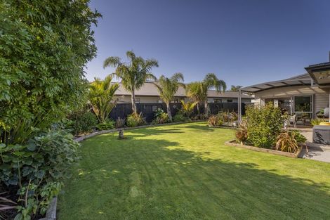 Photo of property in 8 Acacia Court, Whitianga, 3510