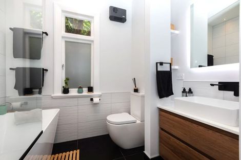 Photo of property in 128 Slater Street, Richmond, Christchurch, 8013