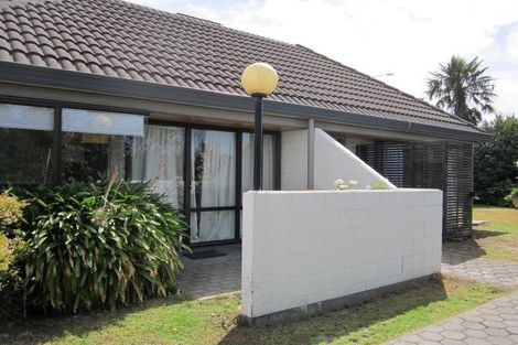 Photo of property in 21a Wairakei Road, Bryndwr, Christchurch, 8052